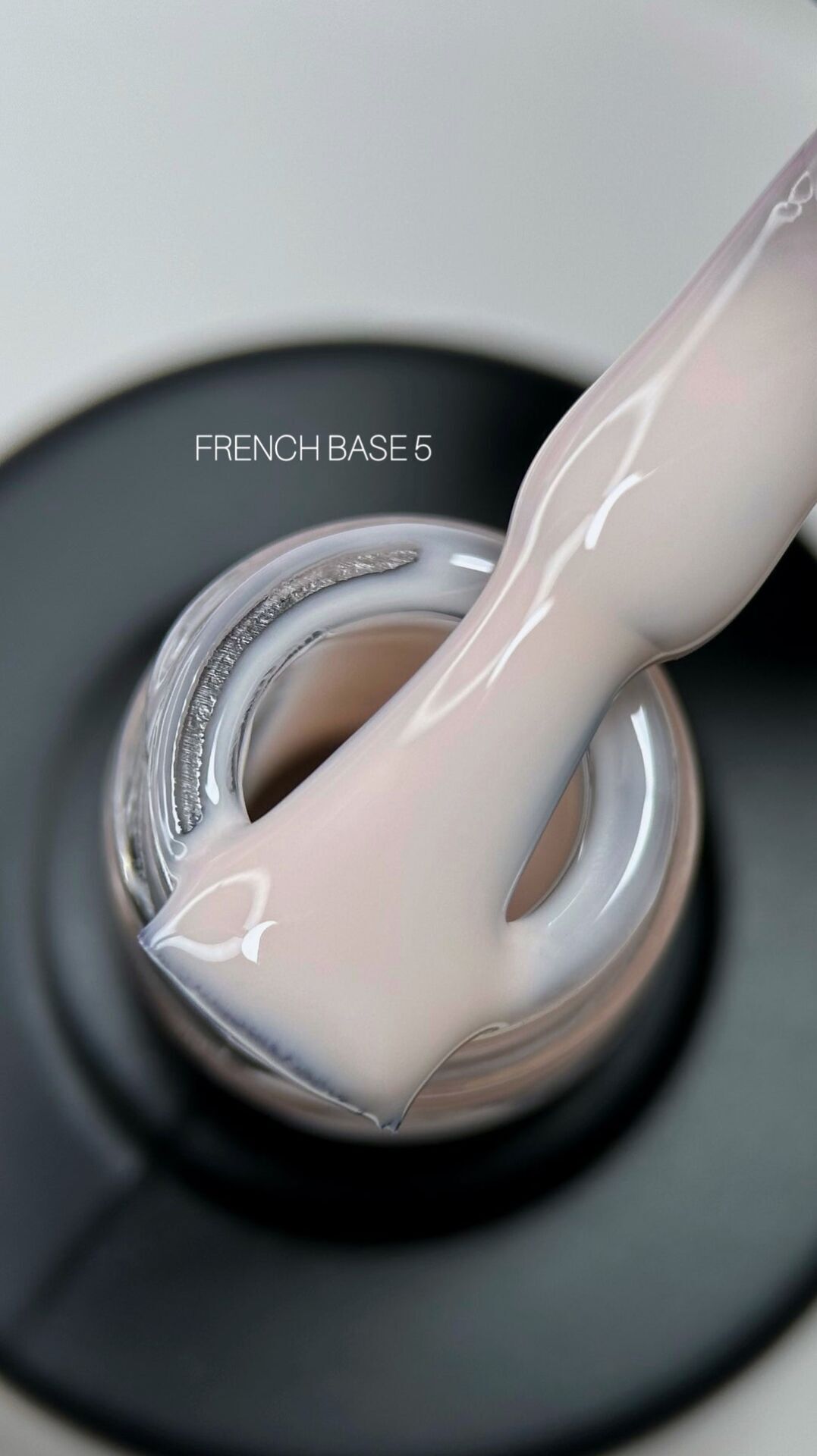 SAGA Professional French Base 05 (9ml)