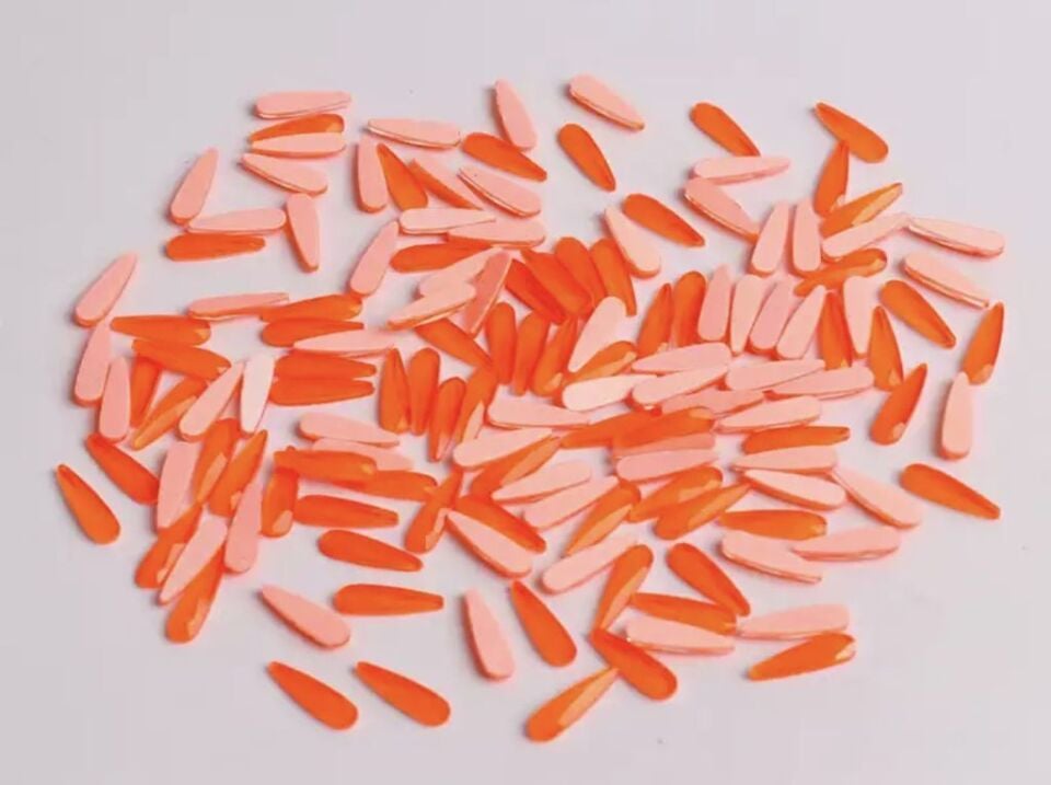 Taş Damla Neon Turuncu 3*10mm 2 Adet