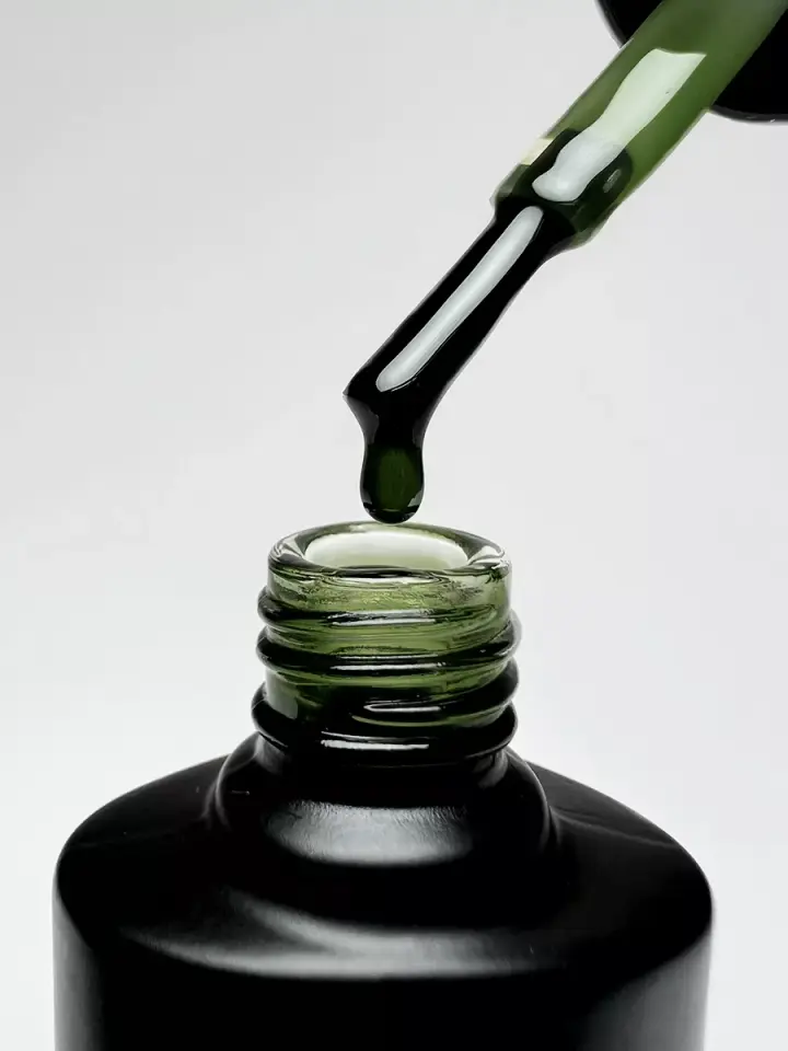 Cam Efekti Kalıcı Oje Zeytin Yeşili L20 (8 ml)