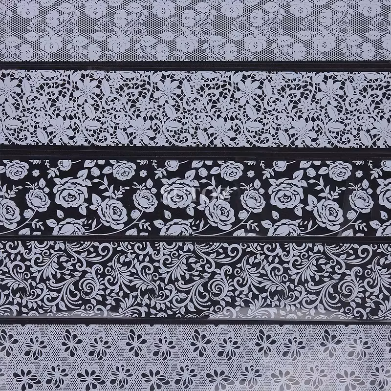 Siyah Beyaz Dantel Tırnak Folyo (2.5cm x 50 cm) 1 Adet