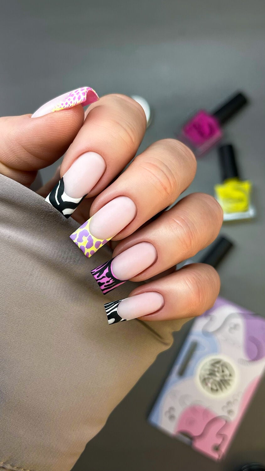 Swanky Stamping Plaka 185 – French Tasarımı