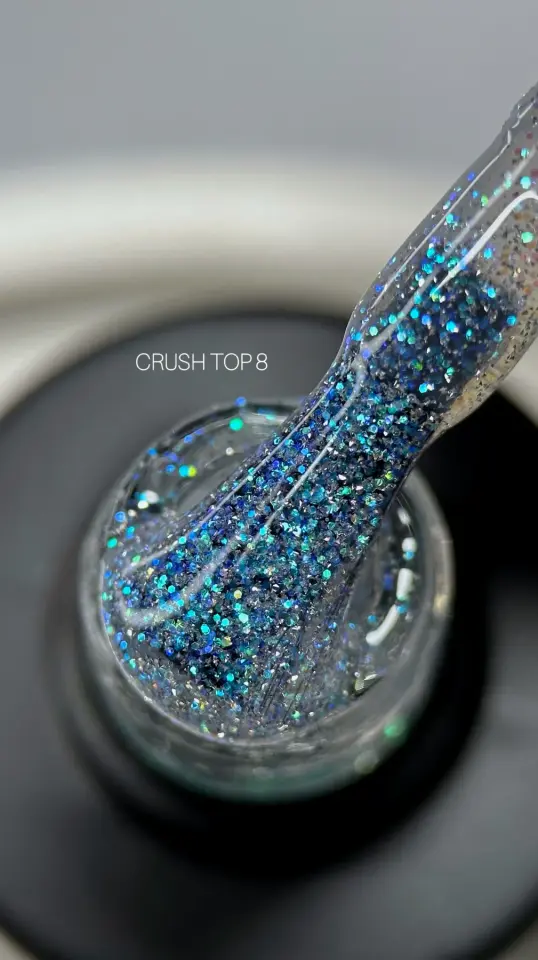 Saga Crush Top Coat 8 (9 ml)
