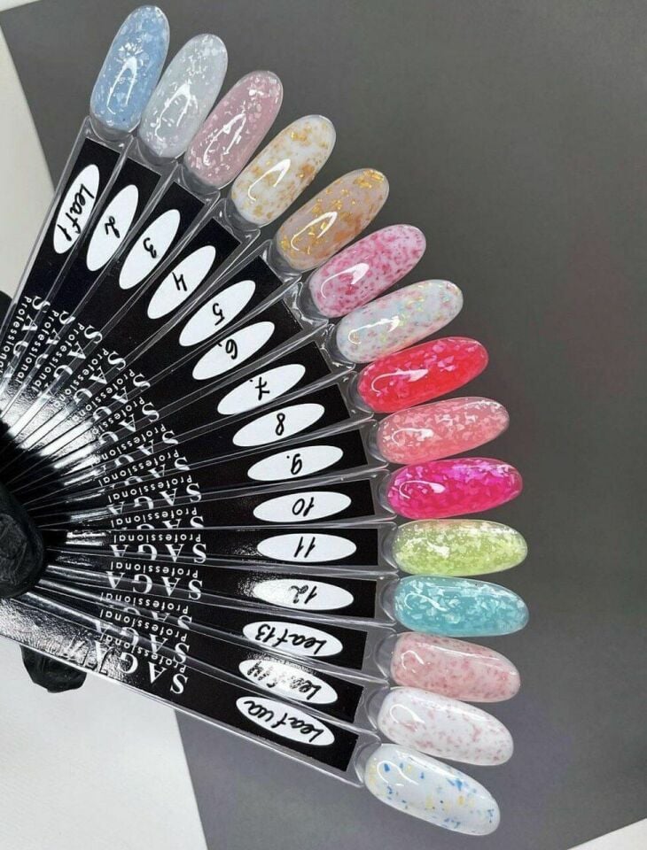 Saga Leaf Base Coat 8 (10ml)