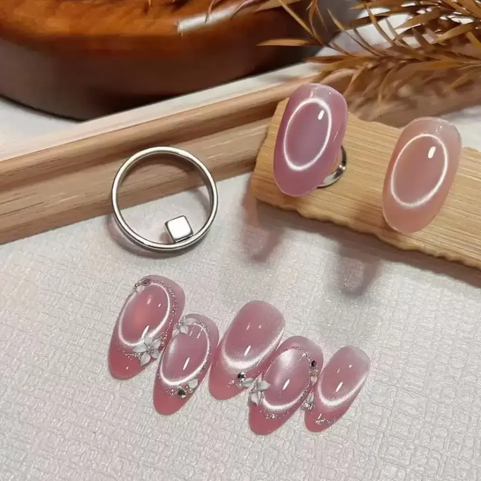 Dairesel Kedi Gözü Oje Mıknatısı – Halka Cat Eye Magnet