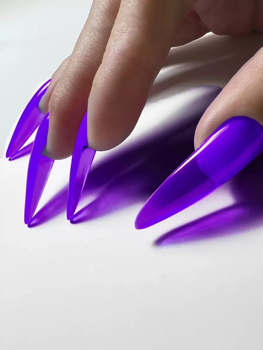 Cam Efekti Kalıcı Oje Mor L10 (8ml)